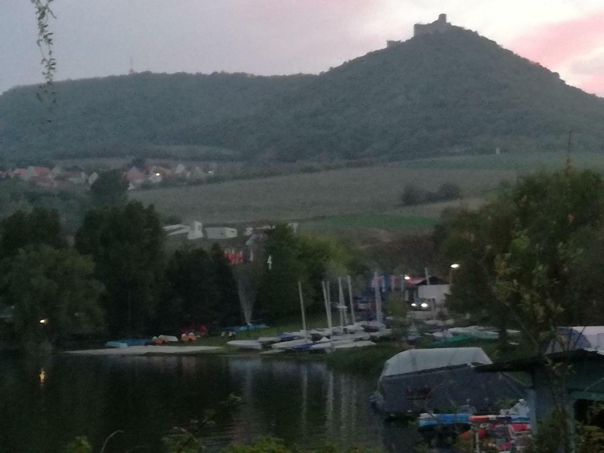 Penzion Nad Jezerem Pavlov Kültér fotó