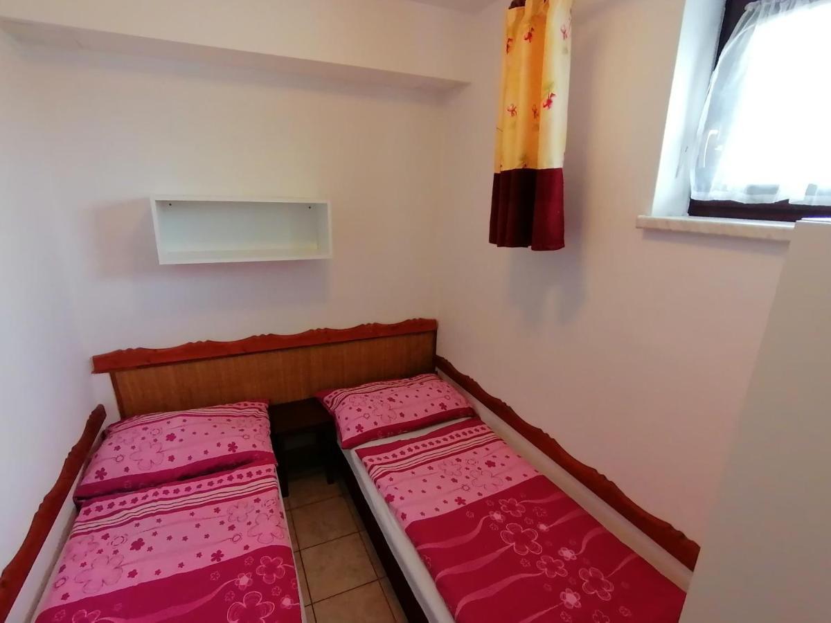Penzion Nad Jezerem Pavlov Kültér fotó